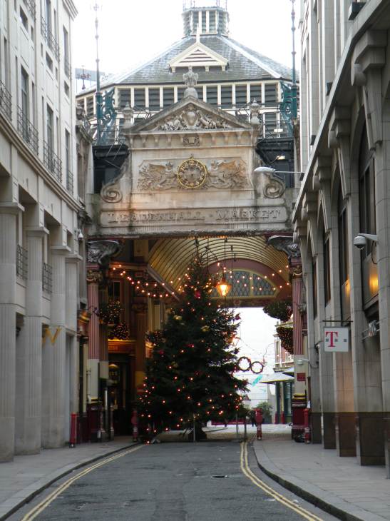  galerie commerciale couverte, Whittington avenue